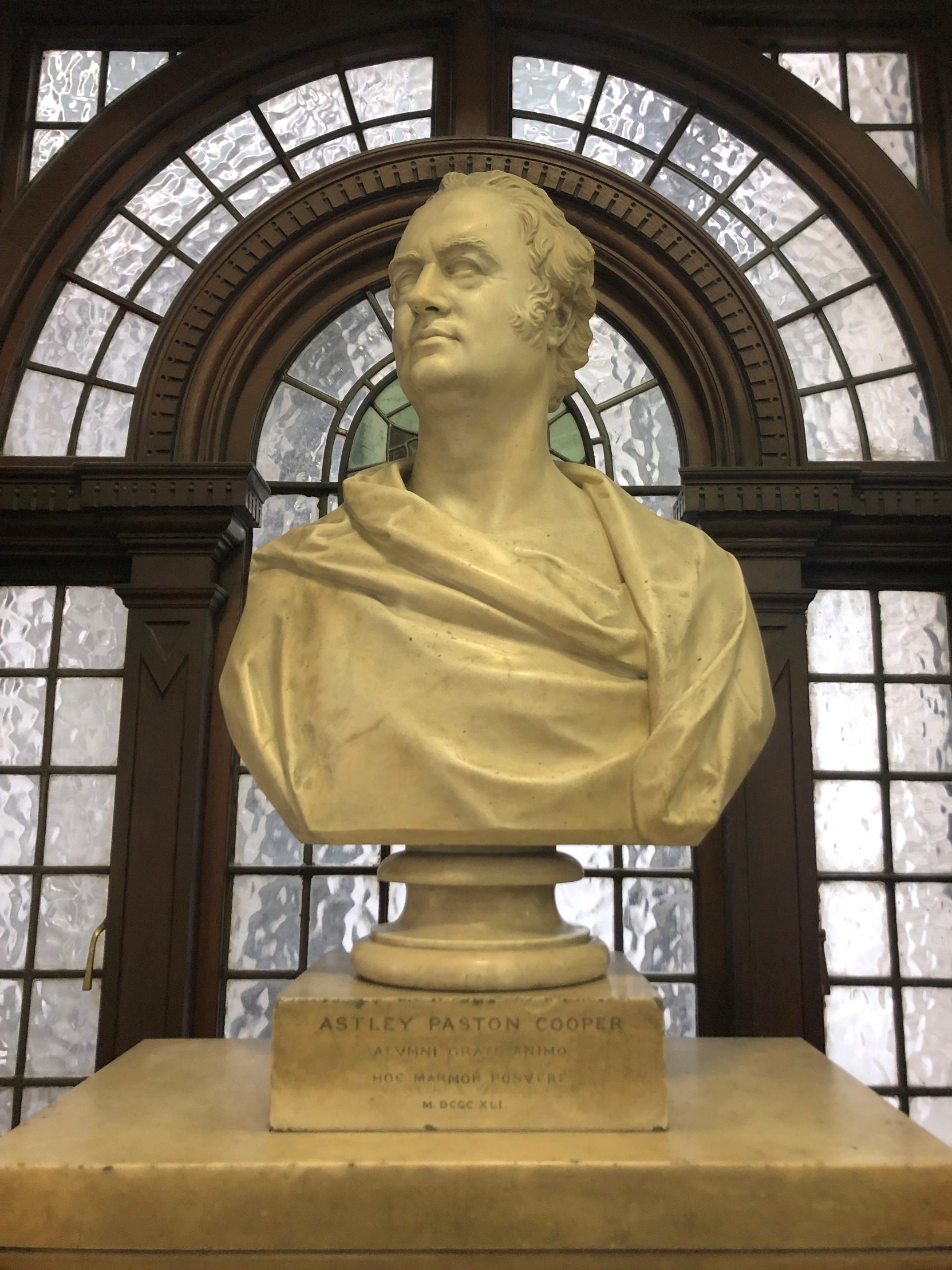 Astley Paston Cooper's monument, Guy's Hospital (by Nicoletta Ventrella) (2).JPG